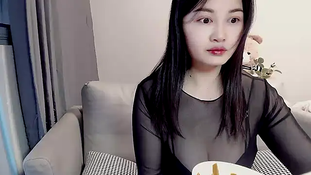 Snapshot of Little-sweet chatting on February 6, 2:55 am Little-sweet online show from February 6, 2:55 am