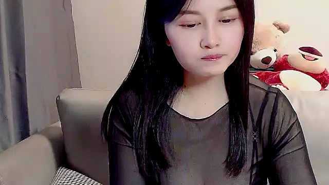 Snapshot of Little-sweet chatting on February 12, 5:26 am Little-sweet online show from February 12, 5:26 am