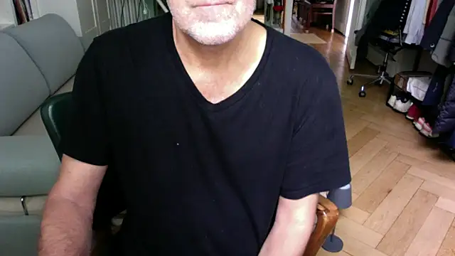 Snapshot of Traumsommer2 chatting on August 5, 9:12 am Traumsommer2 online show from August 5, 9:12 am