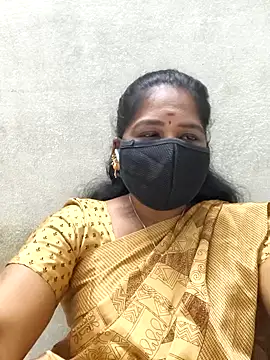 Snapshot of MaaliiiPonuTamil chatting on May 29, 5:55 pm MaaliiiPonuTamil online show from May 29, 5:55 pm