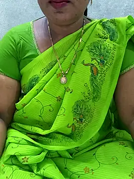 Snapshot of MaaliiiPonuTamil chatting on June 11, 1:27 am MaaliiiPonuTamil online show from June 11, 1:27 am