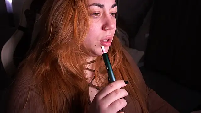 Kittywakee online show from December 18, 10:27 pm