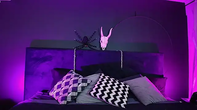 Snapshot of Aylen_darkmoor chatting on October 16, 8:54 pm Aylen darkmoor online show from October 16, 8:54 pm