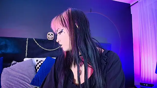Aylen darkmoor online show from April 30, 7:42 pm