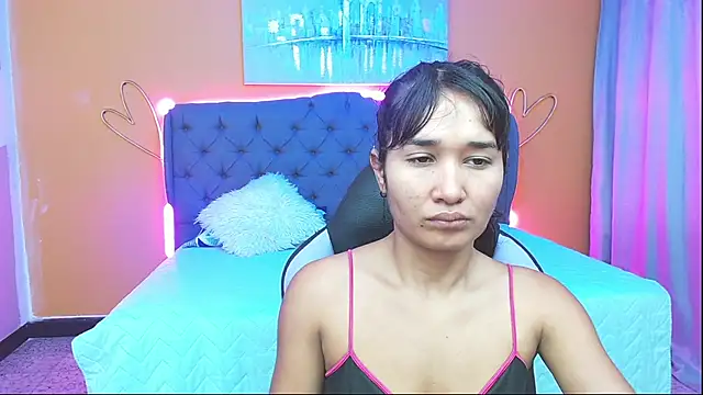 Snapshot of aliceroma chatting on January 13, 4:41 pm aliceroma online show from January 13, 4:41 pm