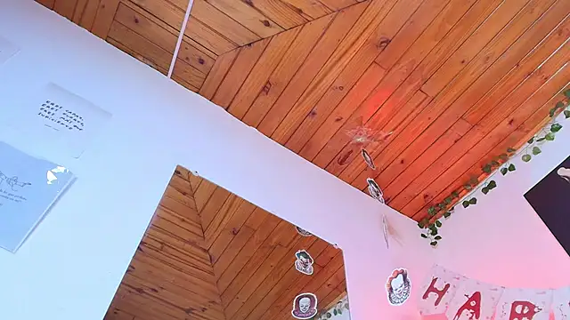 Naia x online show from October 23, 8:18 pm