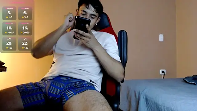 karlgiles  online show from January 18, 7:26 pm