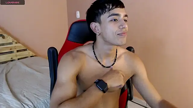 karlgiles  online show from February 20, 6:02 pm