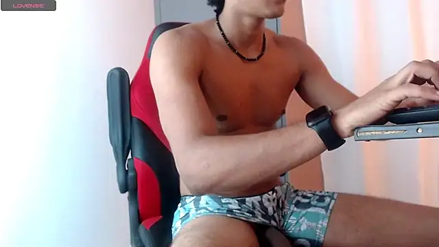 karlgiles  online show from March 1, 9:15 pm