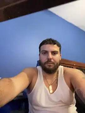 Snapshot of MasterKvn chatting on January 10, 2:23 pm MasterKvn online show from January 10, 2:23 pm