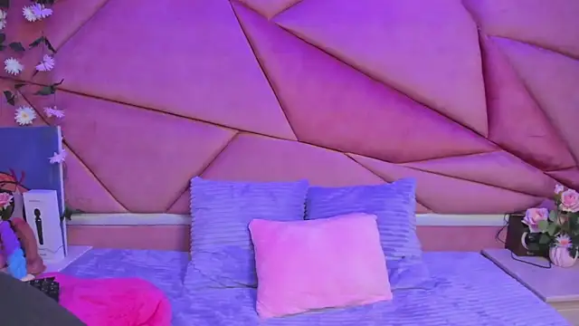 Snapshot of Victoria_Rossy chatting on September 22, 7:49 pm Victoria Rossy online show from September 22, 7:49 pm