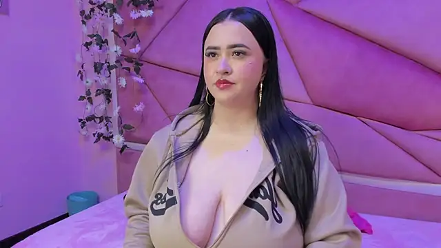 Snapshot of Victoria_Rossy chatting on October 2, 8:05 pm Victoria Rossy online show from October 2, 8:05 pm