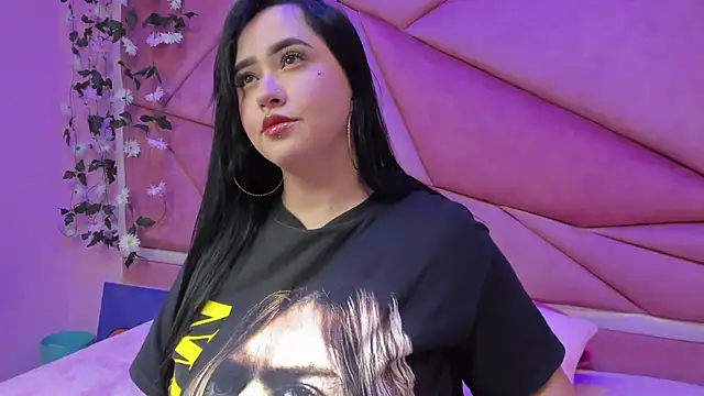 Snapshot of Victoria_Rossy chatting on October 6, 7:33 pm Victoria Rossy online show from October 6, 7:33 pm