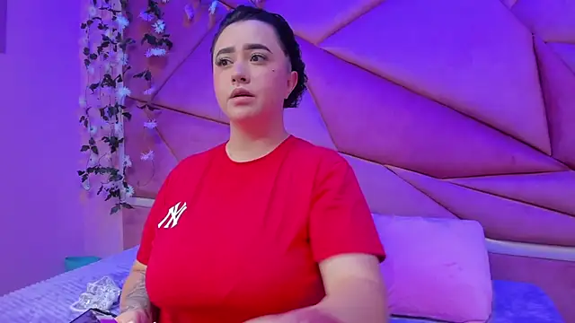 Snapshot of Victoria_Rossy chatting on October 18, 7:58 pm Victoria Rossy online show from October 18, 7:58 pm