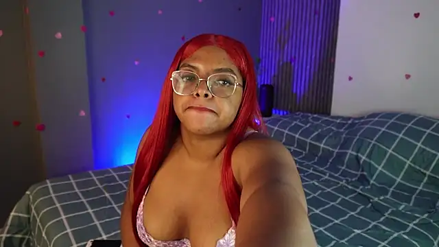 conielaurenth online show from February 22, 10:42 pm