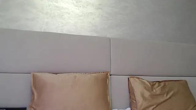 Snapshot of MiaRie chatting on November 4, 3:55 pm MiaRie online show from November 4, 3:55 pm