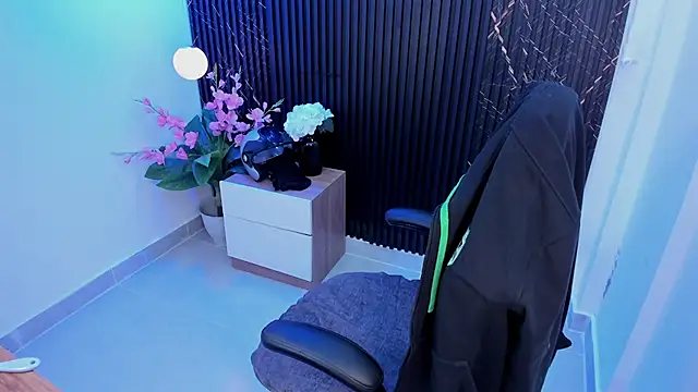 Snapshot of ela_beli chatting on July 29, 10:19 pm ela beli online show from July 29, 10:19 pm