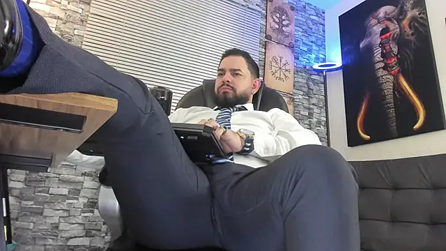 Snapshot of Ethan_Castellano chatting on June 30, 10:33 pm Ethan Castellano online show from June 30, 10:33 pm