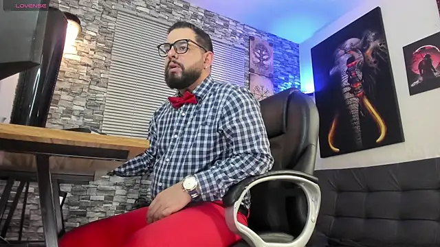 Snapshot of Ethan_Castellano chatting on July 20, 10:45 pm Ethan Castellano online show from July 20, 10:45 pm