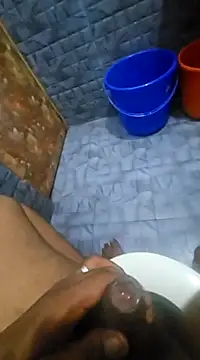 Snapshot of Mallu_ajanraj143 chatting on February 18, 8:36 pm Mallu ajanraj143 online show from February 18, 8:36 pm