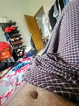 Snapshot of Mallu_ajanraj143 chatting on September 10, 9:53 am Mallu ajanraj143 online show from September 10, 9:53 am