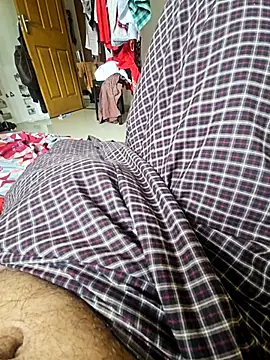 Snapshot of Mallu_ajanraj143 chatting on September 20, 8:15 am Mallu ajanraj143 online show from September 20, 8:15 am