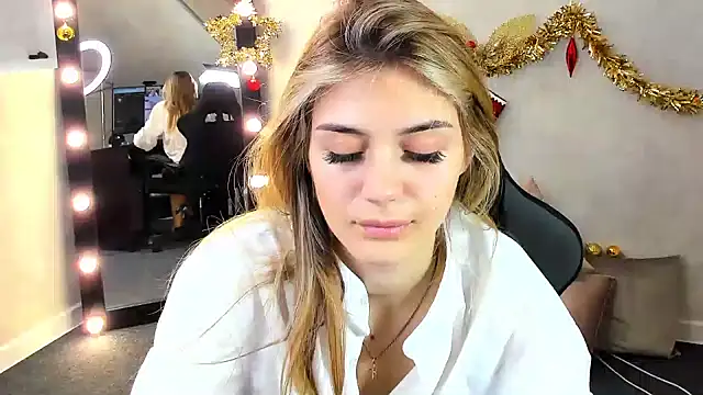 Cherry Price online show from January 8, 3:40 am