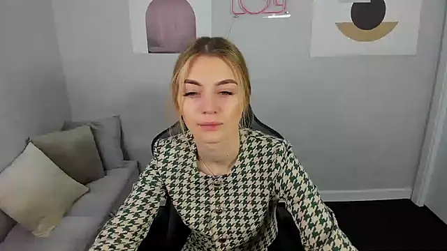 Cherry Price online show from January 13, 4:18 am