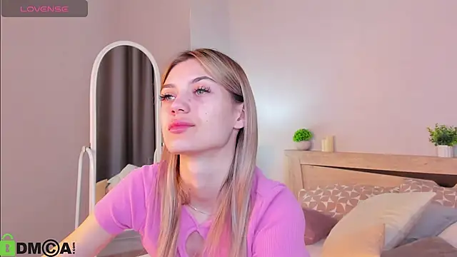 Cherry Price online show from December 14, 11:53 pm