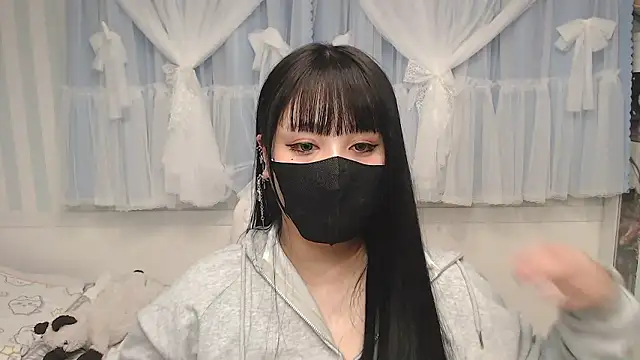 Snapshot of yua0727 chatting on May 25, 2:01 pm yua0727 online show from May 25, 2:01 pm