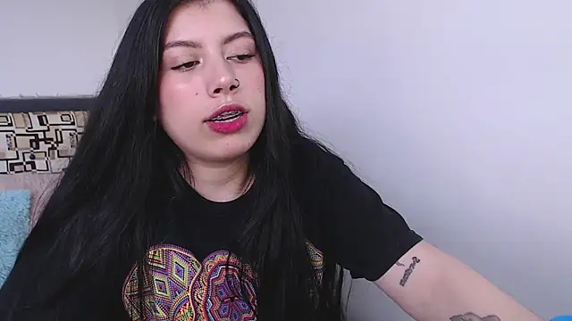 iam emy online show from October 21, 8:42 pm