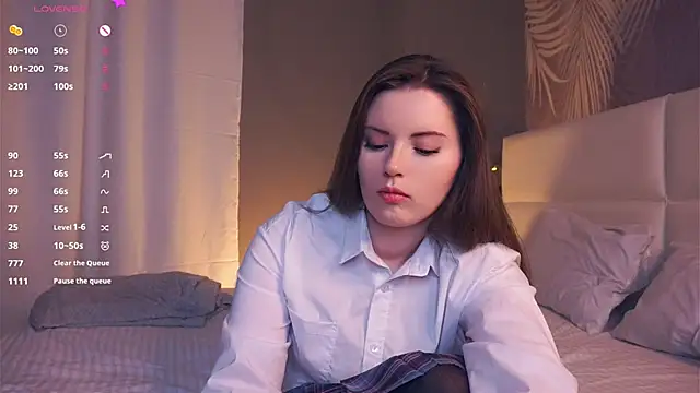 LoraDevon online show from January 26, 4:09 pm