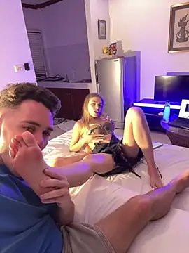 Snapshot of Alice1_secret chatting on March 19, 11:03 pm Alice1 secret online show from March 19, 11:03 pm