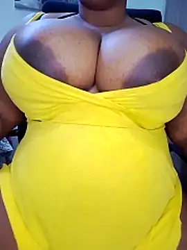 Snapshot of PervertPreggy chatting on May 26, 3:24 am PervertPreggy online show from May 26, 3:24 am