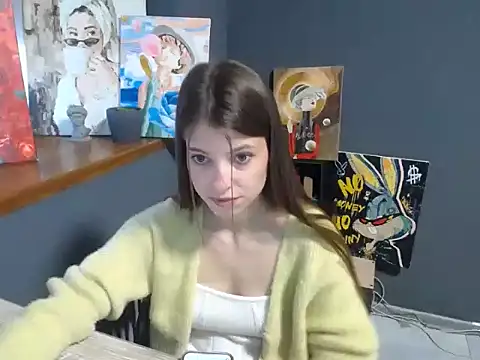 Snapshot of felicity_gold chatting on May 15, 6:09 am felicity gold online show from May 15, 6:09 am