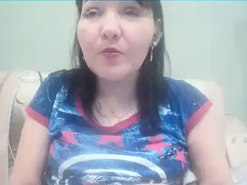 Snapshot of ClaireSunset chatting on January 11, 5:40 pm ClaireSunset online show from January 11, 5:40 pm