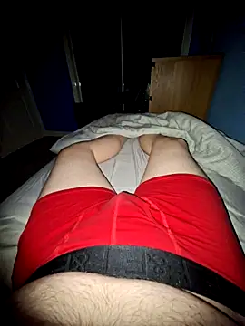 Snapshot of Scotland_100 chatting on November 21, 7:07 am Scotland 100 online show from November 21, 7:07 am