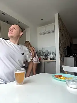 DonorDi online show from February 12, 9:15 am