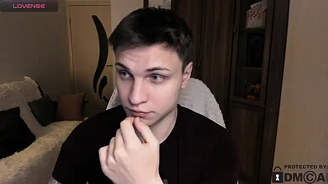 handsome guy01 online show from November 13, 5:56 pm