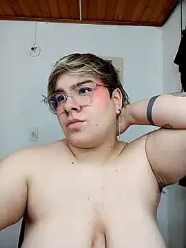 amalia love online show from January 11, 9:36 pm