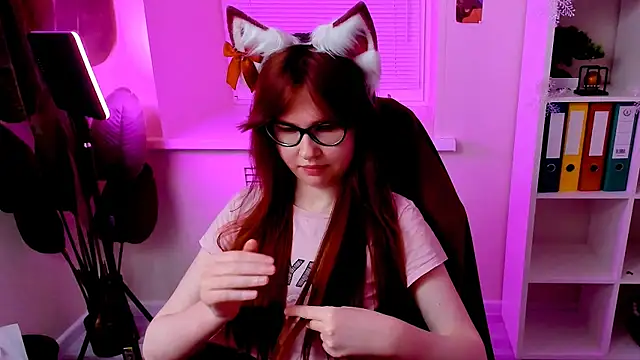 Snapshot of CarolGiggly chatting on January 8, 1:30 am CarolGiggly online show from January 8, 1:30 am