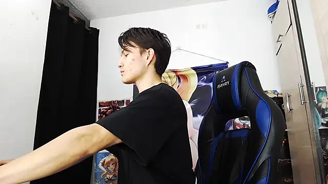 sr jaeger online show from November 29, 1:14 pm