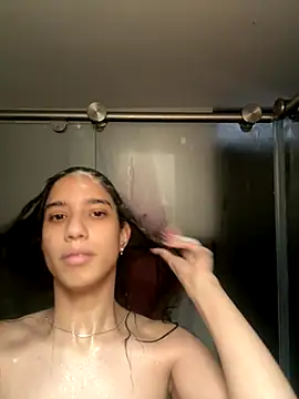 Praga Pink online show from December 2, 3:40 pm