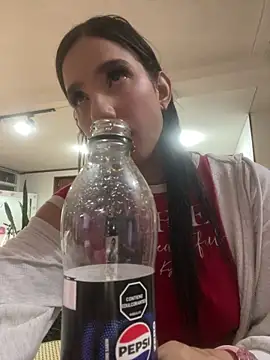 Praga Pink online show from February 18, 1:01 am