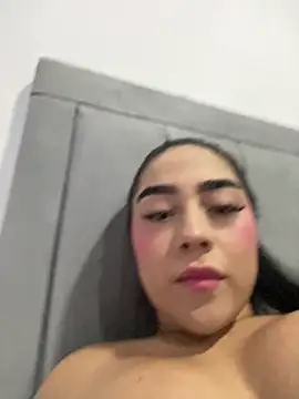 Snapshot of Sophia_hot_lover chatting on June 12, 9:46 pm Sophia hot lover online show from June 12, 9:46 pm