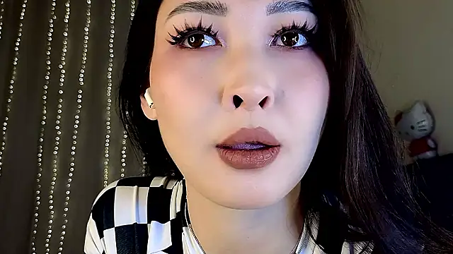 honey yani online show from March 15, 12:38 am