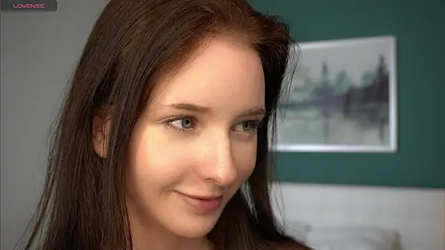 MerylHedley online show from December 19, 4:35 pm