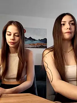 Snapshot of ShySonya chatting on May 9, 7:13 am ShySonya online show from May 9, 7:13 am