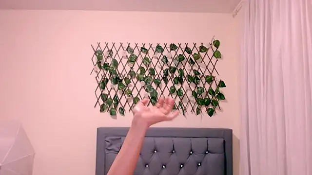 Snapshot of Kay_LustyWife chatting on December 4, 3:26 am Kay LustyWife online show from December 4, 3:26 am