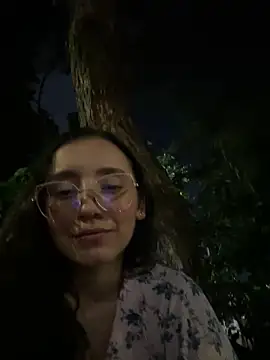 Snapshot of Kay_LustyWife chatting on December 12, 12:48 am Kay LustyWife online show from December 12, 12:48 am